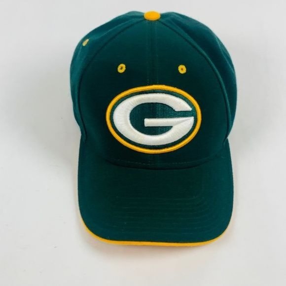 Team Apparel NFL Football Green Bay Packers Adjustable Strap Ball Cap - Picture 1 of 8